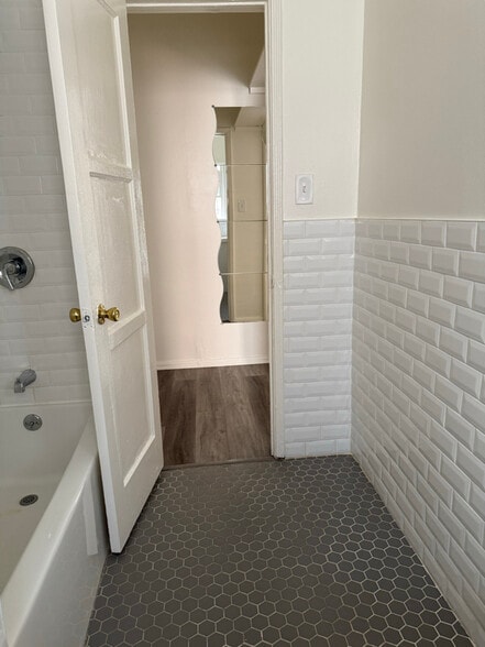 Building Photo - 1781 Orchid Ave