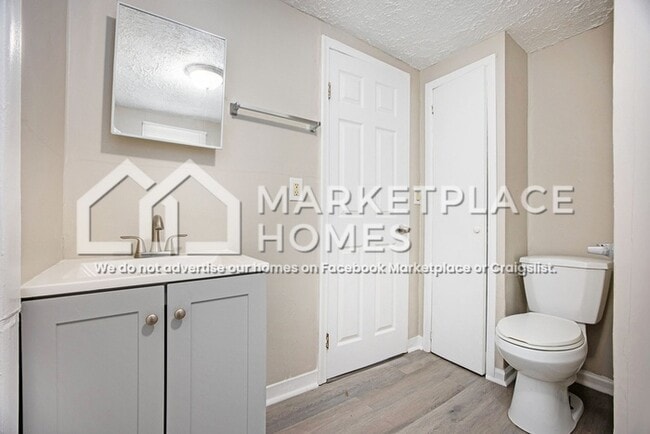 Building Photo - 8242 Jackson Ave