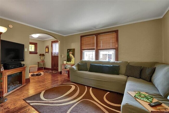 Building Photo - Fantastic 2bd/1ba home! Coming soon!