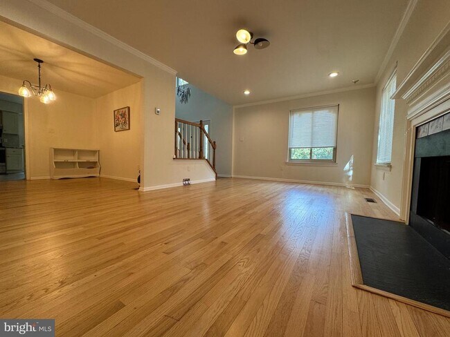 Building Photo - 10676 Muirfield Dr