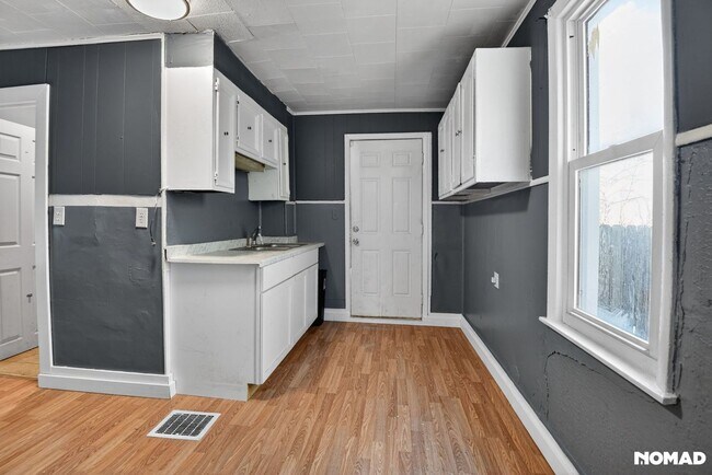 Building Photo - Charming 3BR House in Peoria