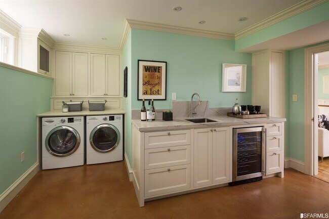 Building Photo - 30 Santa Clara Ave