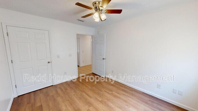 Building Photo - 213 Damascus Rd