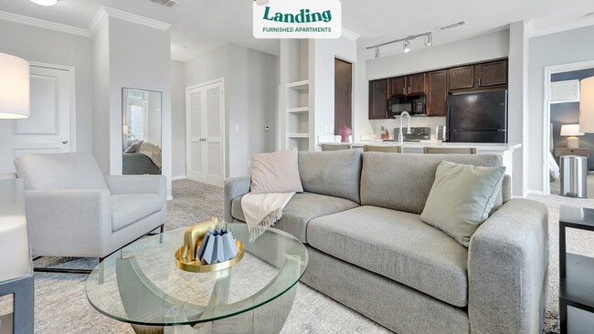 Building Photo - 14807 Woodland Hills Dr