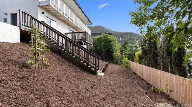 Building Photo - Fabulous Home off of Grand Avenue area ava...