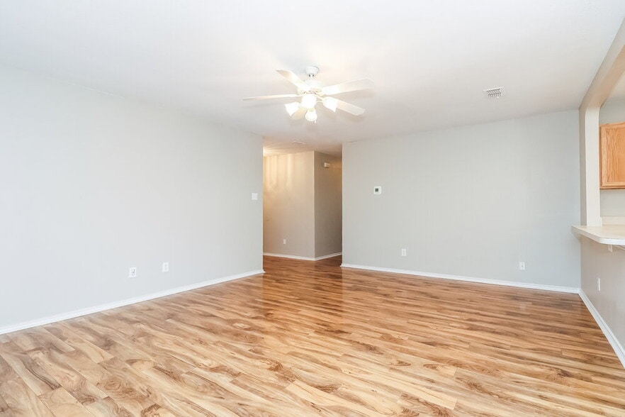 Building Photo - 4145 Fossile Butte Dr