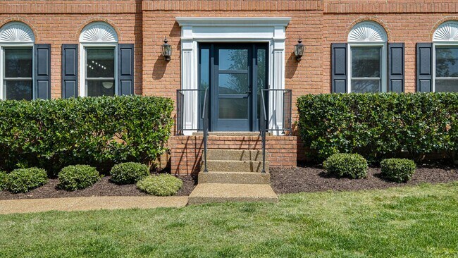 Building Photo - Modern Remodeled 4 Bedroom Rental Home in Brentwood