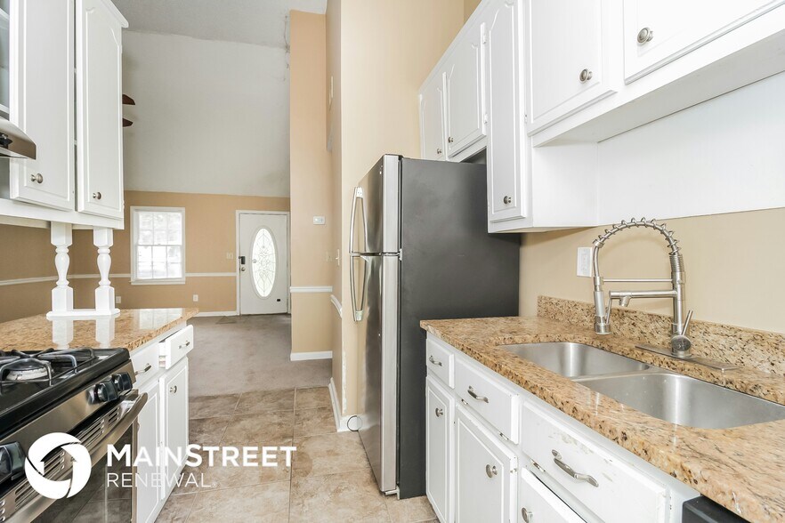 Building Photo - 55 Jennifer Ln