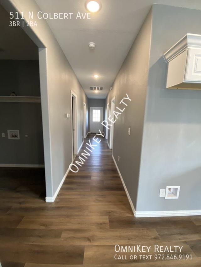 Building Photo - 511 N Colbert Ave