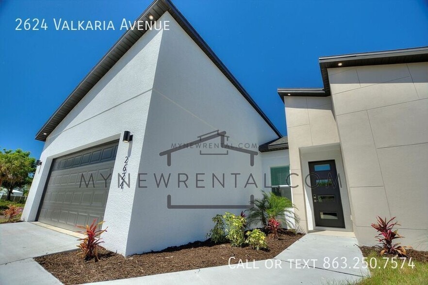 Building Photo - 2624 Valkaria Ave