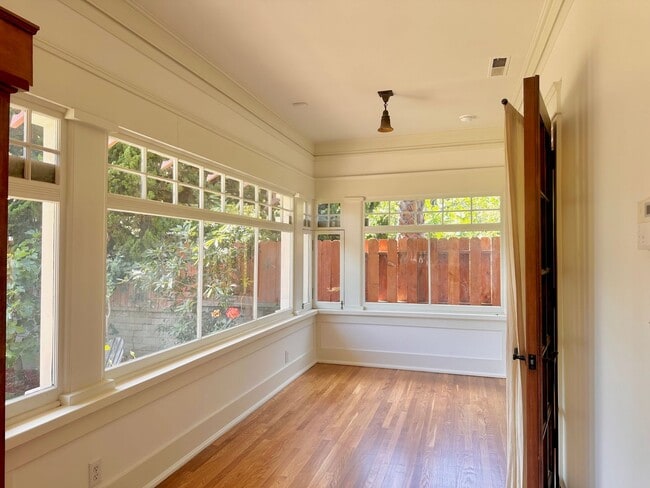Building Photo - Meticulously Restored 1920s Craftsman on a Private, Hedged Lot | Pet Friendly!