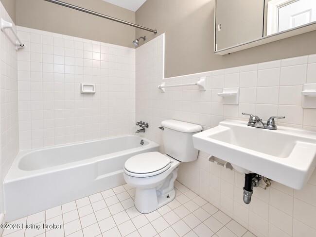 Building Photo - 3409 Prestwood Dr