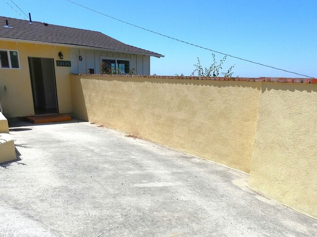 Building Photo - *Available NOW  in Whittier!*