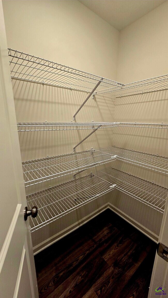 Building Photo - 502 Liberty Hall Dr