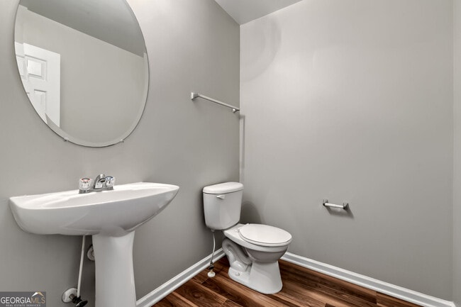 Building Photo - 7157 Laurel Creek Dr
