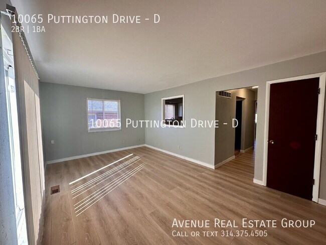 Building Photo - 10065 Puttington Dr