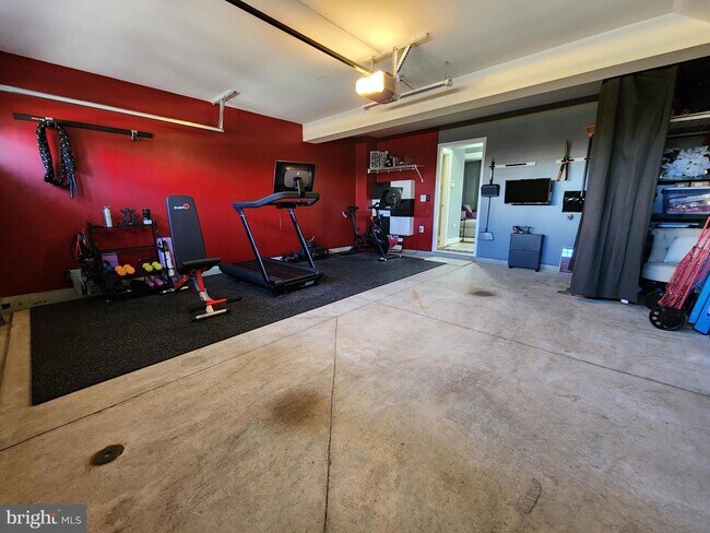 Building Photo - 6254 Summit Point Ct
