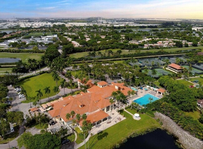 Building Photo - 9869 NW 52nd Terrace