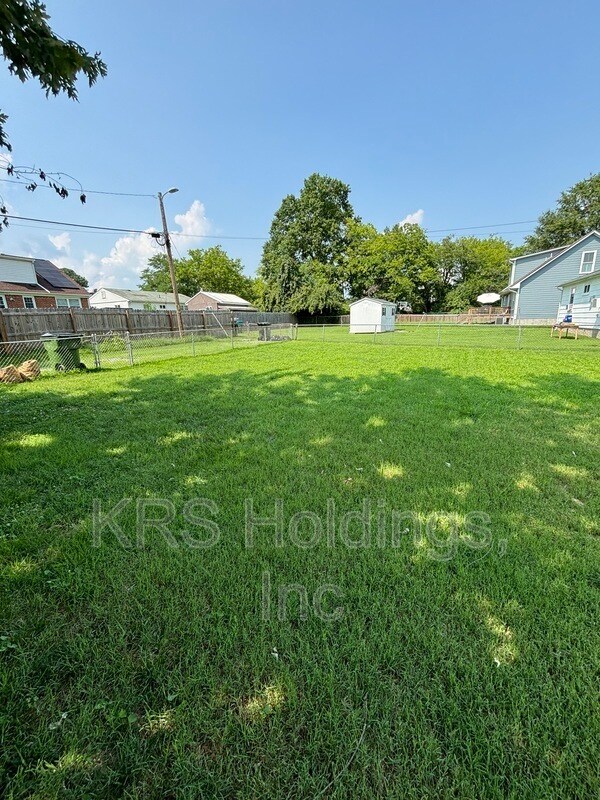 Building Photo - 1406 N 32nd St