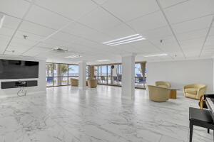 Building Photo - 3301 S Ocean Blvd
