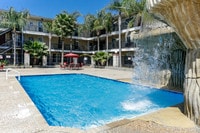 Building Photo - Falls of Westpark