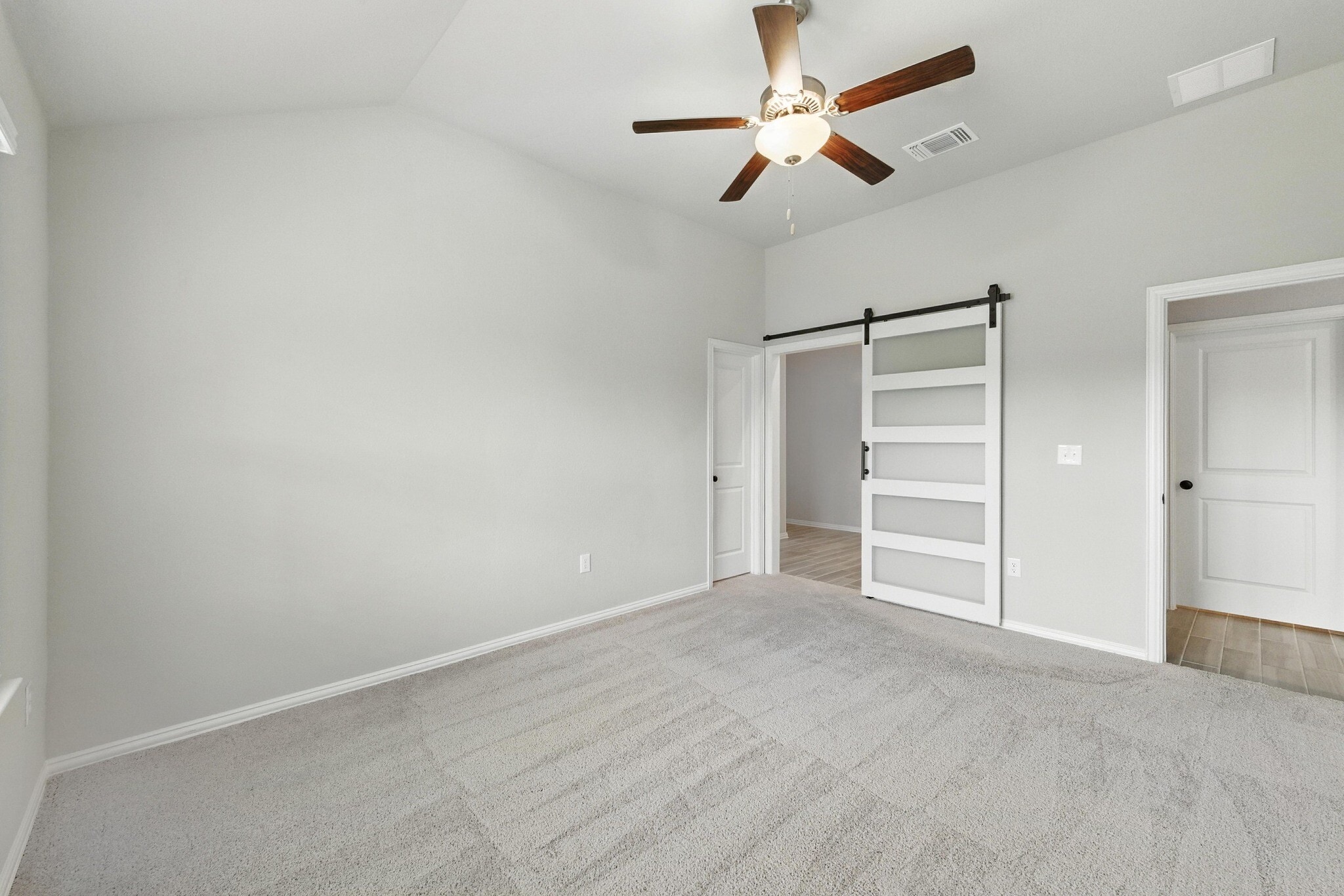 Building Photo - 149 Hackberry Ln