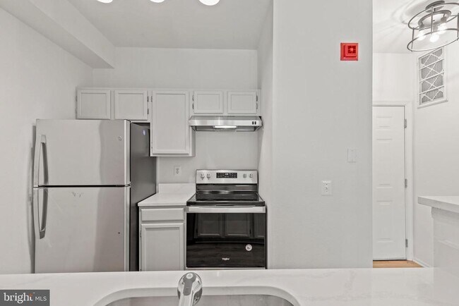 Building Photo - 1530 Spring Gate Dr.