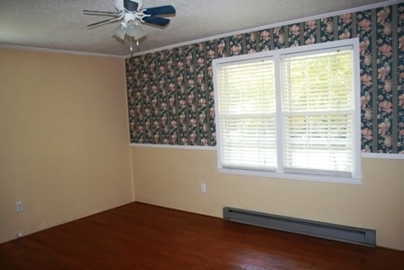 Building Photo - Cute 2 bedroom Ranch home in Hendersonville!