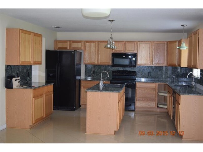 Building Photo - Nice 5 Bedroom 3 Bath Home (COMING SOON)