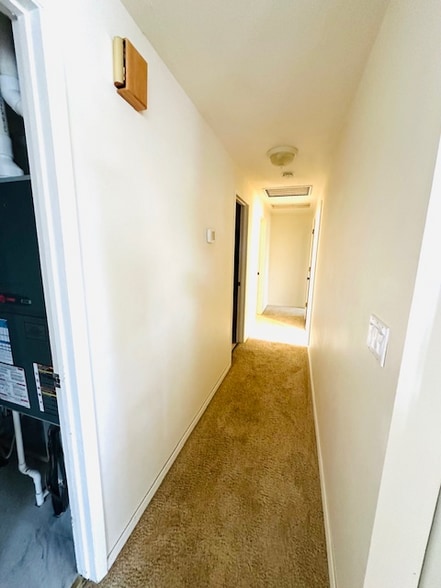 Building Photo - 140 Hercules Dr