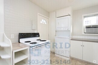 Building Photo - GPM106 - NE Monroe Ave (T2)