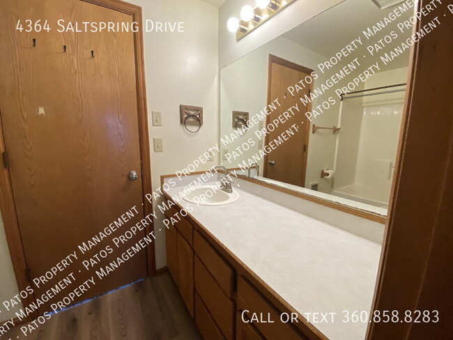 Building Photo - 4364 Saltspring Dr