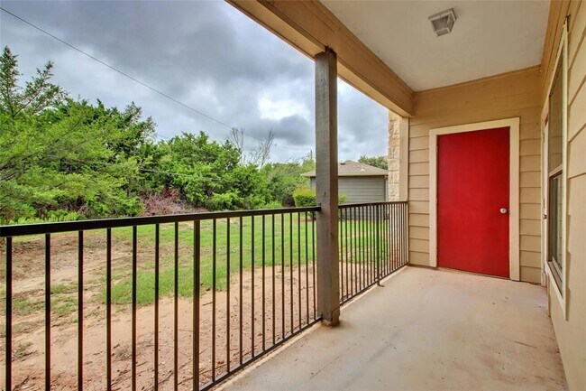 Building Photo - 2320 Gracy Farms Ln