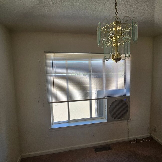 Building Photo - 3 bedroom home in Mason Valley's  Walker R...