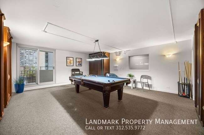 Building Photo - 6033 N Sheridan-Unit 35D