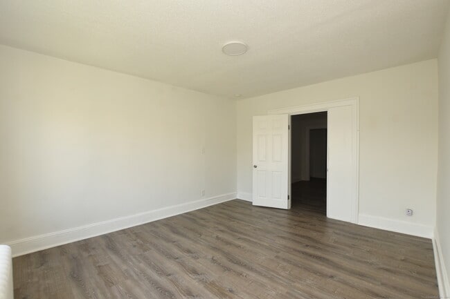 Building Photo - 178 Roosevelt St