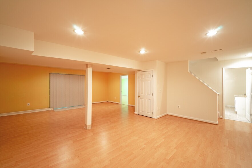 Building Photo - 47174 Chambliss Ct