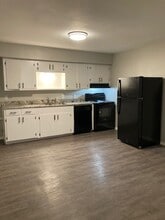 Building Photo - JR APARTMENTS