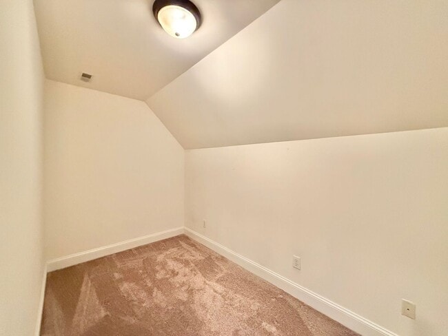 Building Photo - Spacious 3BD, 2.5BA Raleigh Home with First Floor Primary Bedroom & Fenced Yard