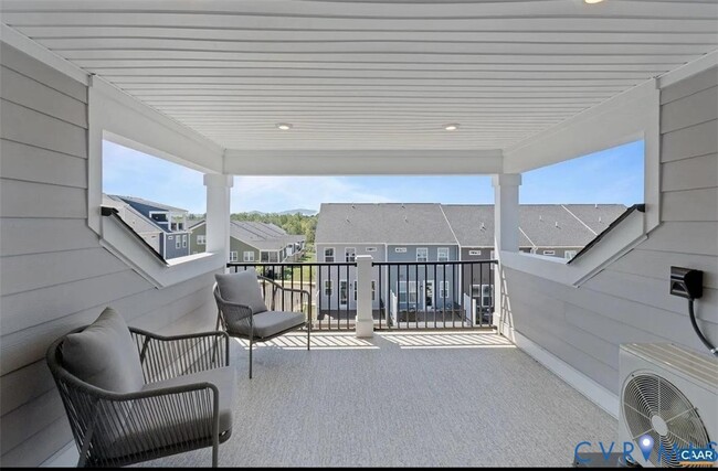 Building Photo - 805 Park Ridge Dr