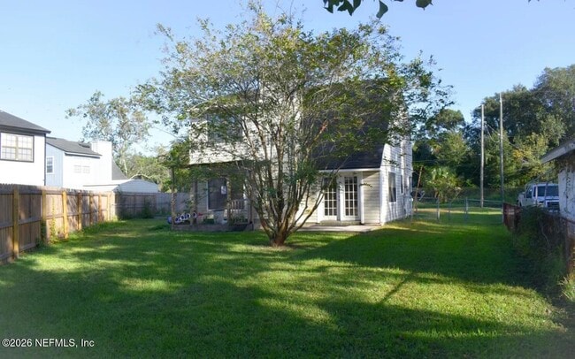 Building Photo - 8140 Wakefield Ave