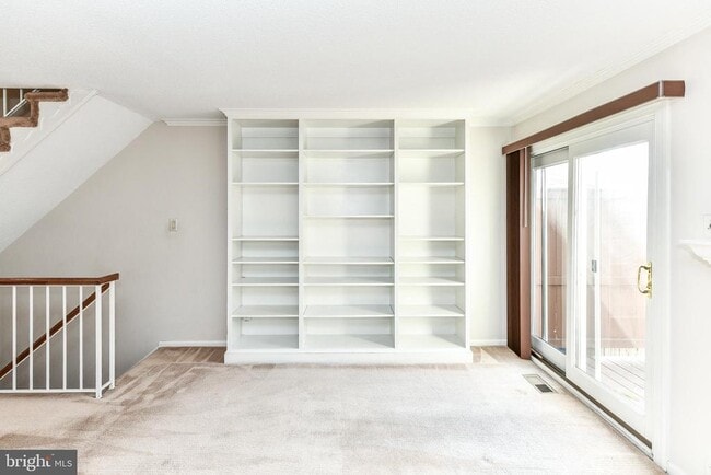 Building Photo - 21 Fendall Ave