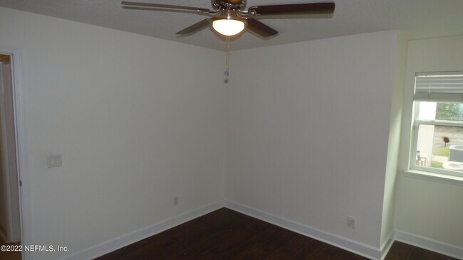 Building Photo - 5615 San Juan Ave