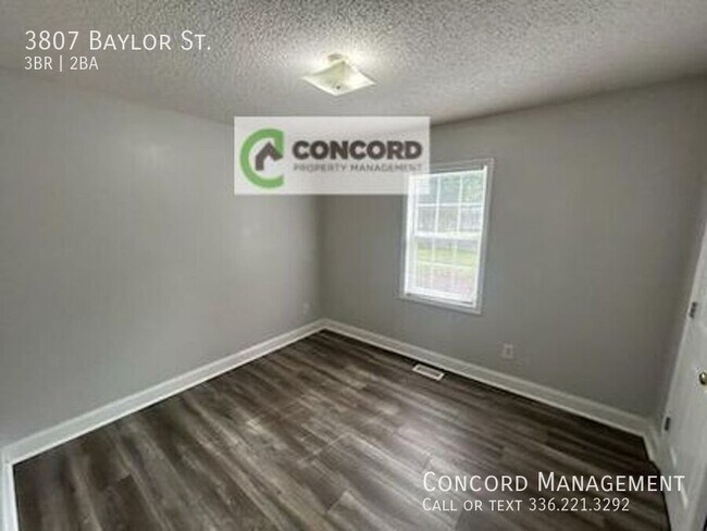 Building Photo - 3807 Baylor St