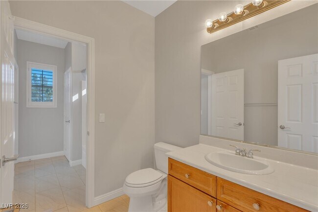 Building Photo - 63 Cascade Lake St