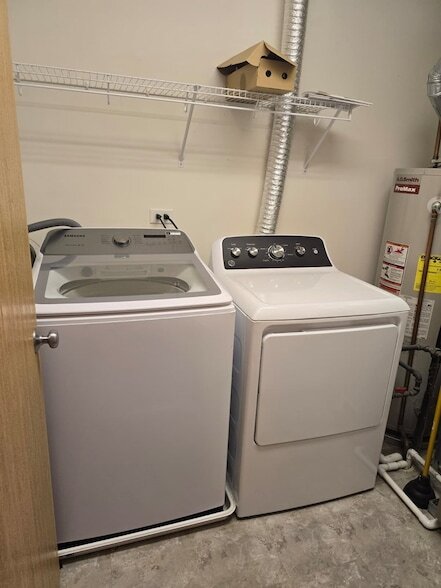 Building Photo - 549 S Jade Ln