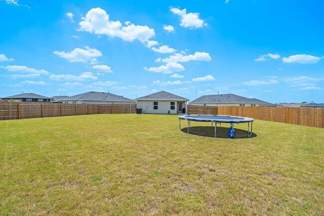 Building Photo - 151 Galanthus Ct