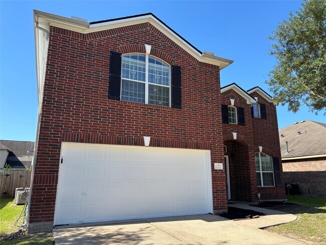 Building Photo - 21223 Colton Cove Dr