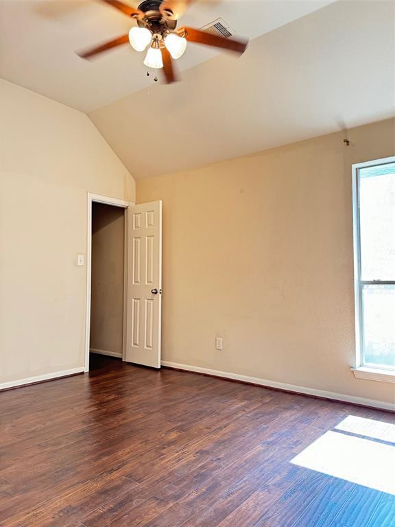 Building Photo - 27926 Barberry Banks Ln