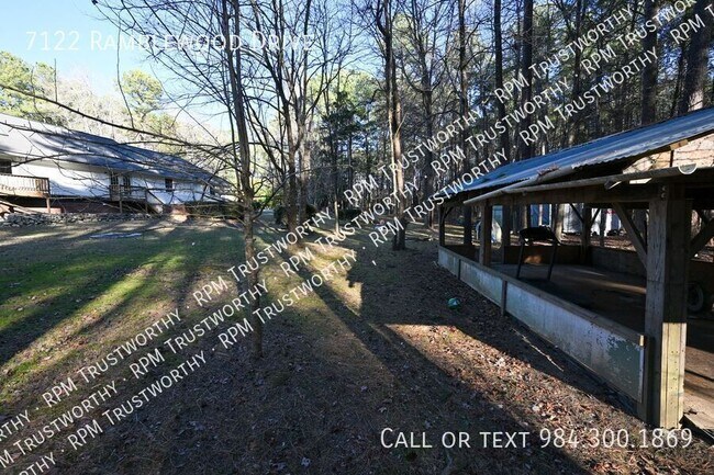 Building Photo - 7122 Ramblewood Dr